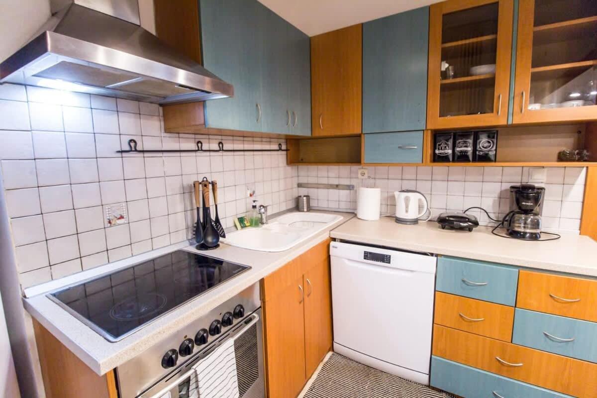 Stylish Apt In Athens Center Экстерьер фото