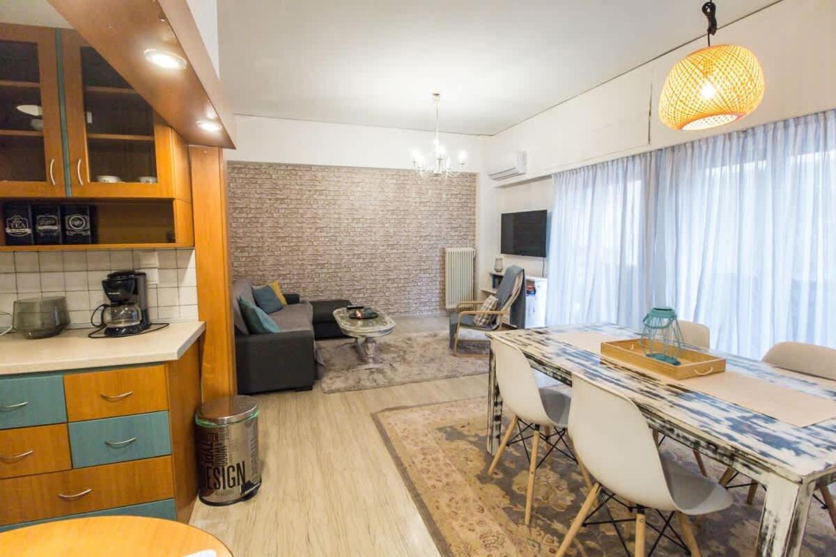 Stylish Apt In Athens Center Экстерьер фото